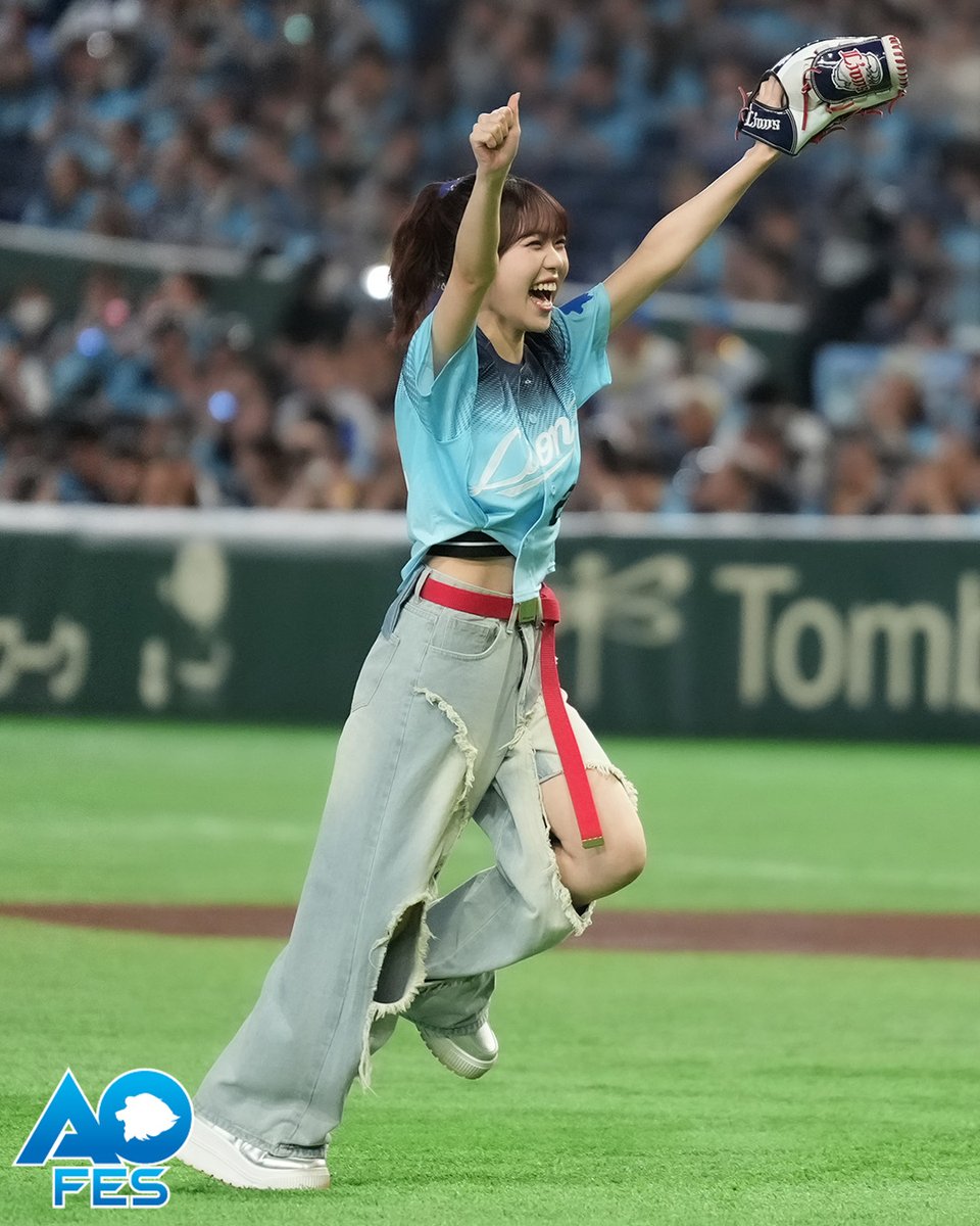 lions_official's tweet photo. セレモニアルピッチの様子を写真でもお届けします✨

#seibulions #打破 #アオフェス2026 #東京ドーム開催 #ME_I https://t.co/4WM0OskhZA