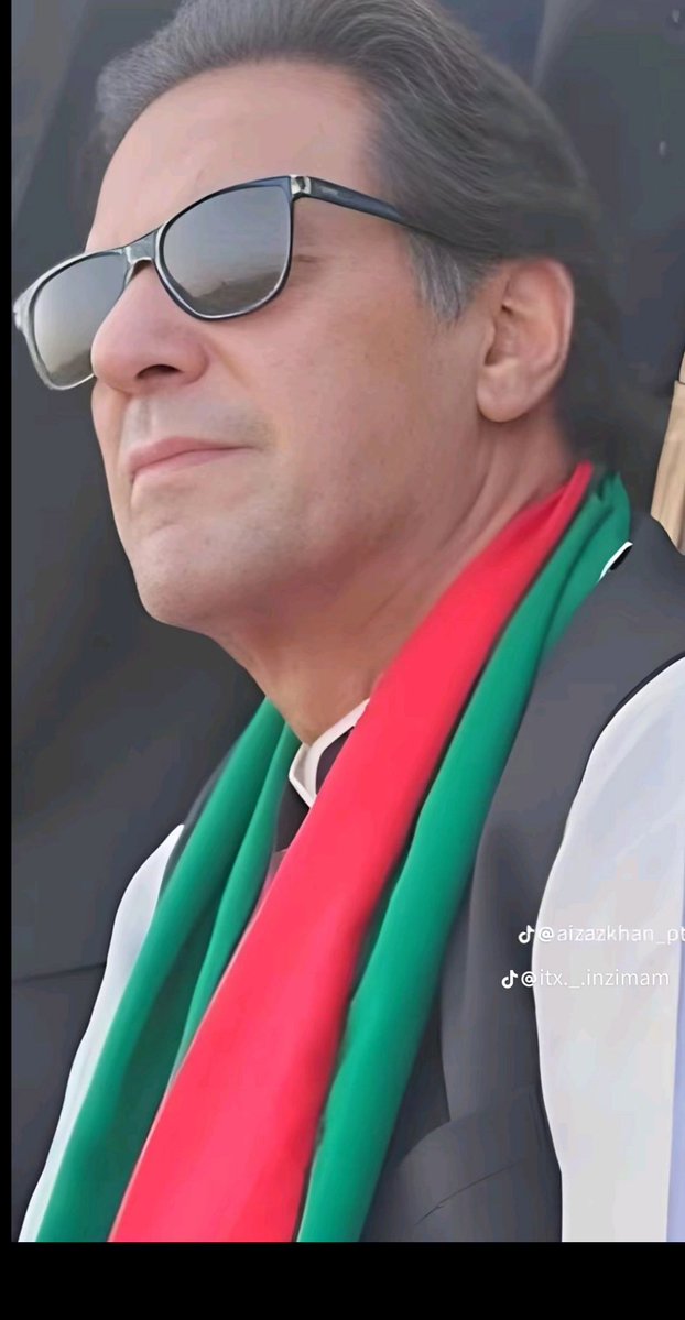 Callingtariqq's tweet photo. @enkidureborn ملک میں حرام سے پیدا ہونے والےچند افراد کے علاوہ پوری دنیا کی دعائیں عمران خان کے ساتھ 
اللہ پاک عمران خان کو لمبی زندگی اور کامیابی  عطا فرمائے،،
🤲آمین یا رب العالمین https://t.co/Dx00iu7NPh