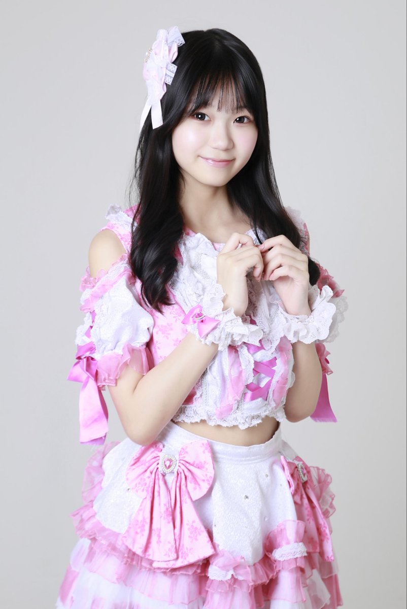 idolcareer25's tweet photo. 【👗重大発表👗】

アイドルキャリア新メンバー加入決定‼️

୨♡୧＿＿＿＿＿＿＿＿＿＿୨♡୧

月城なの (つきしろ なの)
@nano_tsukishiro 

💛color 黄色
🎂Birthday 1/27
🏠北海道出身
アイキャリ最年少14歳🎀

୨♡୧＿＿＿＿＿＿＿＿＿＿୨♡୧

✎2026/8/29(土)Road to かがやきフェス in TOKYO@SHIBUYA RINGにてデビュー決定‼️

応援よろしくお願い致します🙇