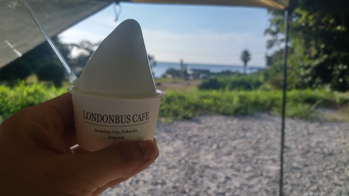 pasaCamp's tweet photo. ジェラート食べたり
日が沈むのを観測したり
火を起こしたり
飲み始めたり https://t.co/oUUDuCjq0g