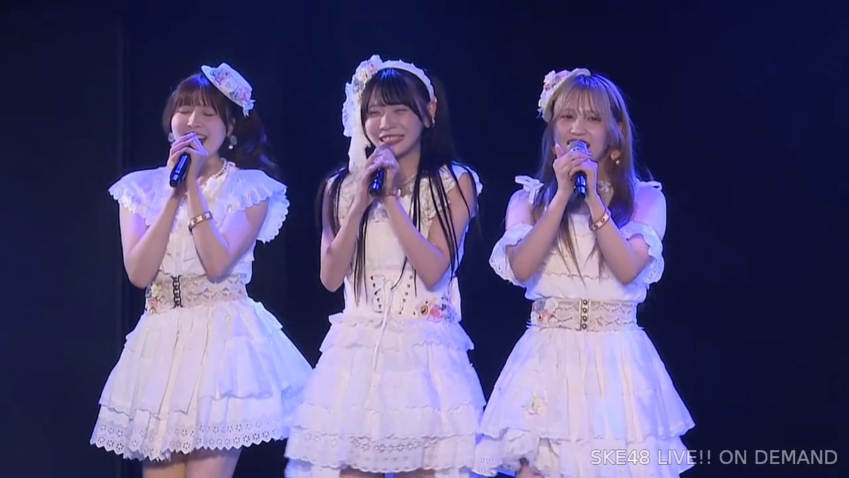 moja0872's tweet photo. 8/18(火)「#RESET」公演
#太田彩夏生誕祭2026

オレ的今夜のゆうかたんBestShot！②-2
「心の端のソファー」

あやめろとは“利き顔”が正反対で2shot撮る時に相性抜群だと嬉々として話すゆうかたん。

いや同期だから濃いエピソードありそうなの��、あえてそれなんですか? 笑

#浅井裕華 #ゆうかたん https://t.co/in6jKPKl9J
