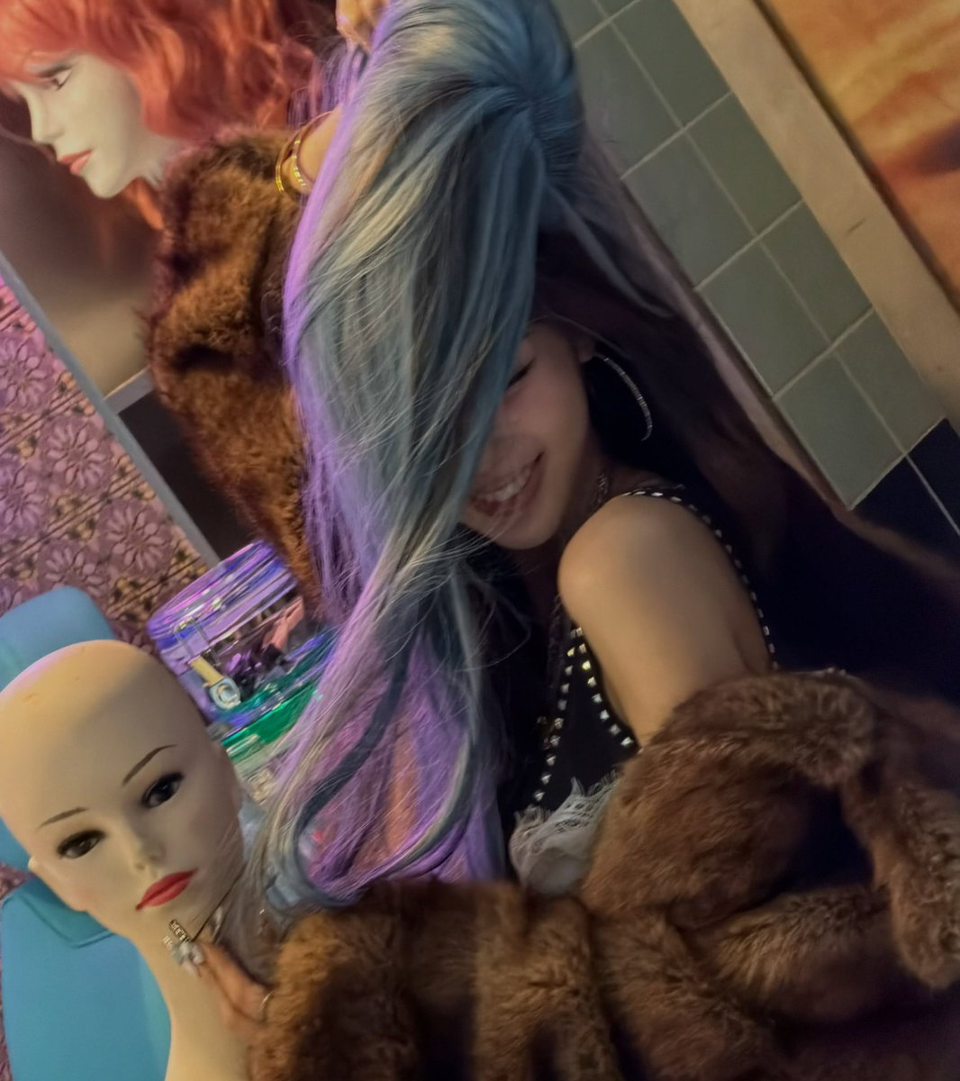 Gisilli's tweet photo. Oops, almost forgot this iconic look. Playful enough to keep you guessing, sultry enough to leave an impression. Balancing cute and hot with effortless ease, because only a true baddie can make that kind of duality look this natural. https://t.co/BUz4Dz2ZC2