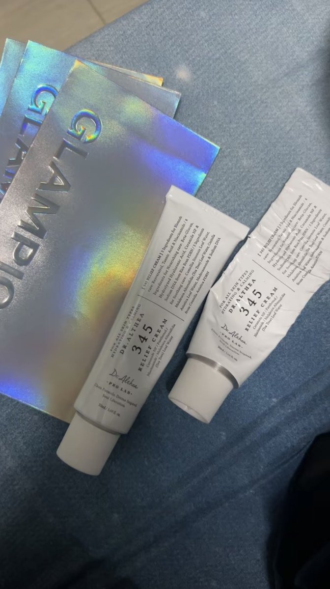 snhusnina's tweet photo. Skincare yang i tak menyesal beli FOMO LEGIT💯

1. Rejuran 
2. Dr althea 345
3. Sheetmask somebymi

Memang i takkan berhenti share trios ni. Best gila sampai sekarang i amaze dengan hydrating effect dia. Kulit kusam, tiny bumps, jerawat atau redness GONEE memang worth a try!🤏🏻 https://t.co/0pyyn6wdR1