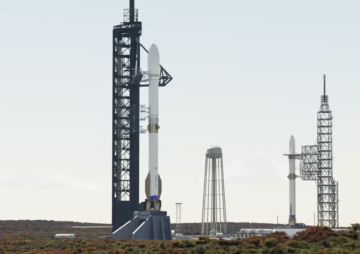 spaceiucom's tweet photo. Blue Origin is repairing its damaged New Glenn launch pad while moving forward with plans for a second pad at Cape Canaveral. 🚀

The new LC-36B will support the larger New Glenn 9x4, featuring a 700-foot launch tower.
-
-
-
#BlueOrigin #rocketlaunch #spaceflight #NewGlenn https://t.co/k0uaGERonY