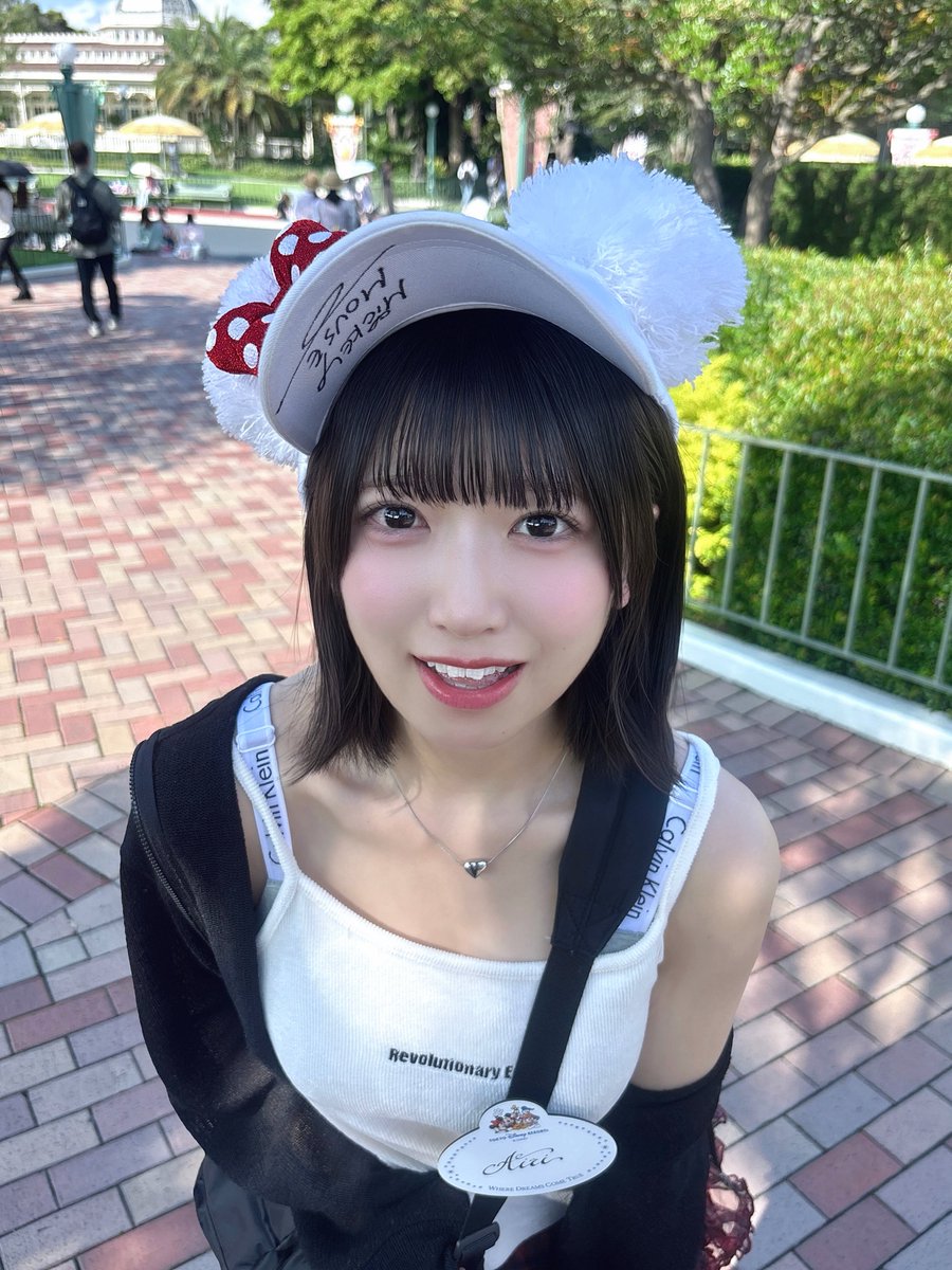 Airi_FESTIVE's tweet photo. だいぶ前にレナまあやとディズニー行ったよ🐭 https://t.co/RAPky5IOtB