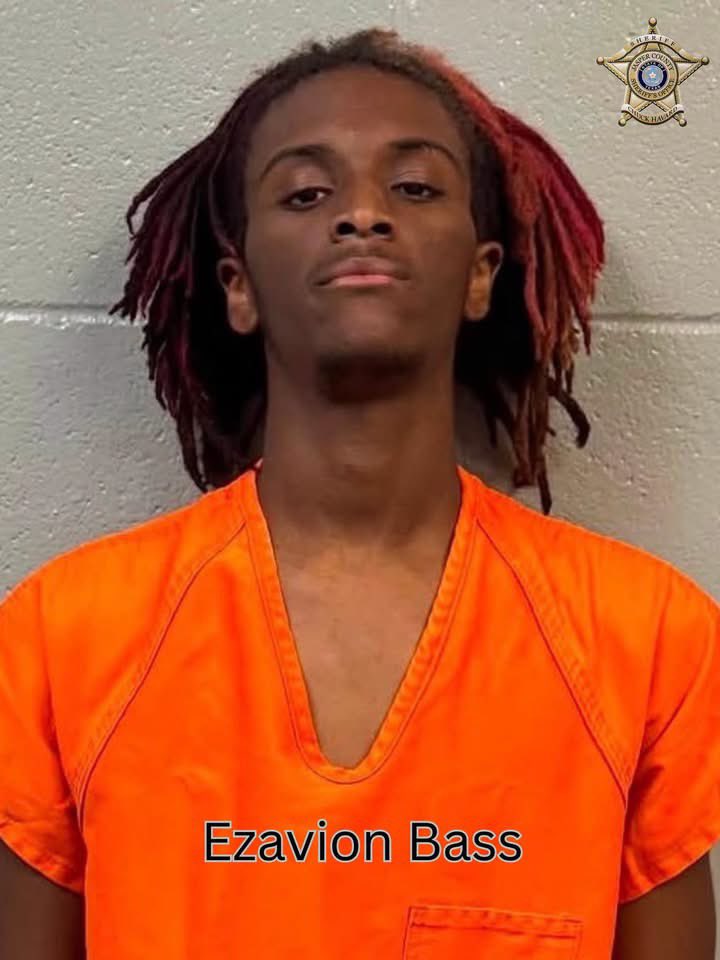 TexanReport's tweet photo. 🚨🔨 Three Silsbee Men Arrested in Burglary of Evadale Business 🔨🚨

Evadale, TX – Three Silsbee men have been arrested in connection with a burglary at Mitchell Saw and Supply in Evadale, where authorities say a handgun was among the property stolen.

According to the Jasper County Sheriff’s Office, Deputy Bradley Morgan responded to the business at approximately 7:15 a.m. on Aug. 15 after the owner discovered the building had been broken into during the early morning hours.

Authorities said the business and fencing were damaged, and the owner determined a handgun had been stolen. Surveillance video of the suspects was provided to investigators, and the case was assigned to JCSO Investigator David Lampman.

During the investigation, Lampman learned that approximately one hour after the burglary, a Texas DPS trooper, assisted by a JCSO deputy, had stopped three people walking along Highway 96 just north of Evadale. Investigators subsequently identified the three as suspects in the burglary.

Arrest warrants were issued Aug. 17, and Silsbee Police Department officers apprehended all three in Silsbee.

Those arrested were identified as:

• Tramayne Arline, 20, of Silsbee
• Ezavion Bass, 19, of Silsbee
• Davis Bottley, 20, of Silsbee

All three were transported to the Jasper County Jail and charged with Burglary of a Building, a state jail felony.

Sheriff Chuck Havard said authorities believe the three may be connected to a group of young men from outside Jasper County reportedly involved in recent burglaries in the county. No additional charges were announced in the release.

The charges are accusations, and all three defendants are presumed innocent unless proven guilty in a court of law.

#JasperCounty #EvadaleTX #SilsbeeTX #TexasCrime #TexasLawEnforcement #PublicSafety