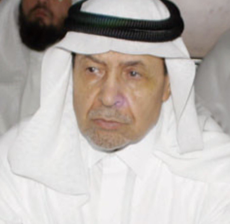 alawajh's tweet photo. رحم الله الصحفي والناشر السعودي الأستاذ محمد صلاح الدين، الذي كتب كثيراً عن سطوة الشركات والمؤسسات الإعلانية الأجنبية، وبخاصة اللبنانية، وسيطرتها على سوق الإعلان في الصحف السعودية وغيرها من القنوات الإعلانية.
وكان يتساءل عن أسباب غياب الشركات السعودية، وضعف حضور المواهب والكفاءات الوطنية في هذا المجال، ويشبّه تلك الشركات بأسماك القرش الكبيرة التي تلتهم الشركات والمؤسسات السعودية الصغيرة وتقضي عليها!
طبعاً، تغيرت أشياء كثيرة منذ ذلك الوقت، وحتى المؤسسات الصحفية تعرضت لتغيرات وتحولات جوهرية ونضبت الاعلانات فيها، لكن لفت انتباهي تقرير نشرته وكالة رويترز مؤخراً، بتاريخ 14 أغسطس 2026، عن تضرر مؤسسات لبنانية تعمل في مجالات الإعلان، وتصميم العلامات التجارية، والأزياء، والعمل الإبداعي المستقل، بل وحتى التمويل الثقافي، نتيجة الأوضاع الجيوسياسية الراهنة في منطقة الخليج وانعكاساتها الاقتصادية.
يدل ذلك على أن هناك مساحة واسعة للاستثمار في اقتصاد الثقافة والإبداع في المملكة ودول الخليج، بما يخلق قيمة مضافة ويعزز اقتصاداتنا وتنويع الموارد، ويوفر فرص عمل لمواطنينا، ويسهم في بناء القوة الناعمة لبلداننا، ويقلل الاعتماد على الخارج في هذه القطاعات الحيوية.

#الاقتصاد_الثقافي

@MOCSaudi
@media_ksa
@MCgovSA