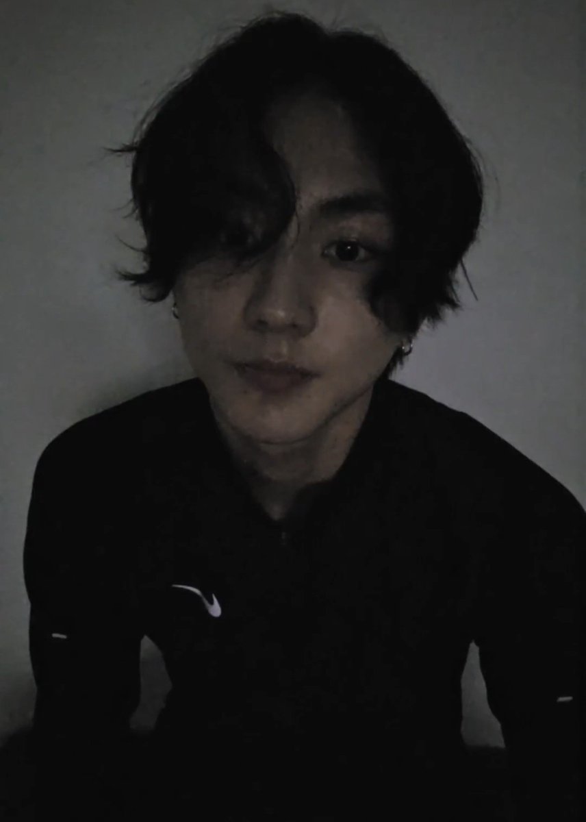 baiyangest's tweet photo. กุก็ว่าทรงผมจองวอนคุ้น ๆ เหมือนเคยเห็นที่ไหน https://t.co/AEgKOK3bHJ