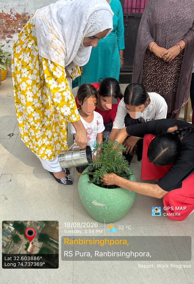 DswoJammu's tweet photo. 6th anniversary of Nasha Mukt Bharat Abhiyan,inmates of various CCIs of District Jammu actively participated in slogan writing,awareness rallies,pledge ceremonies and plantation drives, spreading the message of a drug-free, healthy and greener society.
Say No to Drugs,Yes to Life https://t.co/DhX7QRC4tB