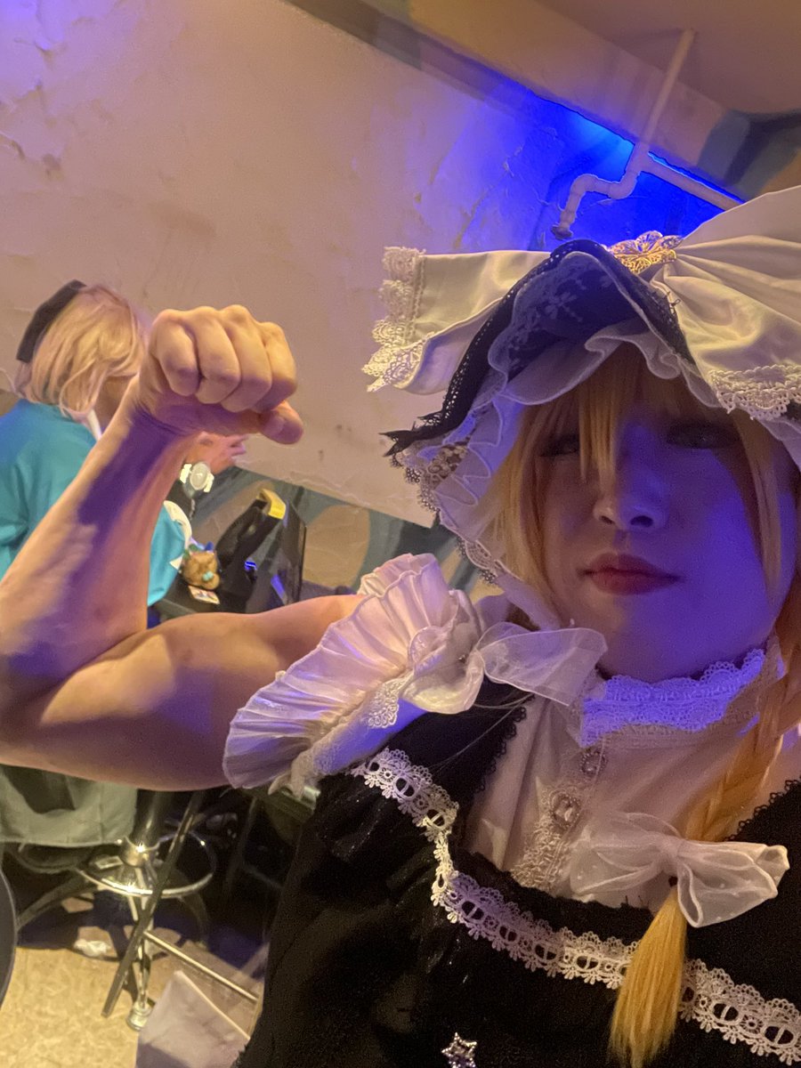 yakumononoke's tweet photo. 女装するなら華奢であってくれ！みたいなん見かけたが、おぅ、すまんの！ https://t.co/JBgyudfz2G