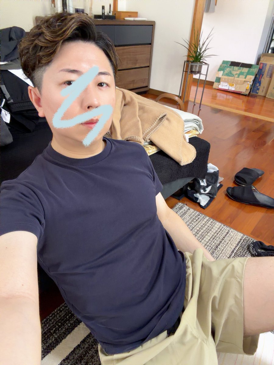 Ma19911712's tweet photo. 久々自撮り。自撮りおじさんは痛いんだってね https://t.co/rBNqA1r2Sp