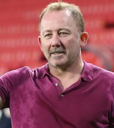 Avfattas's tweet photo. Beşiktaş’a yeni Muçiler, Ricardolar çakmalarına izin vermediğin için, Murillo, Oleitan’ları kazandırdığın için, bizi küçülten medyadaki futbol cahili FM ci popülistlere prim vermediğin için, hocamsıların kontra oyun sistemlerini çöpe attırdığın için teşekkürler

Aldırma. https://t.co/GBDSNobtq9