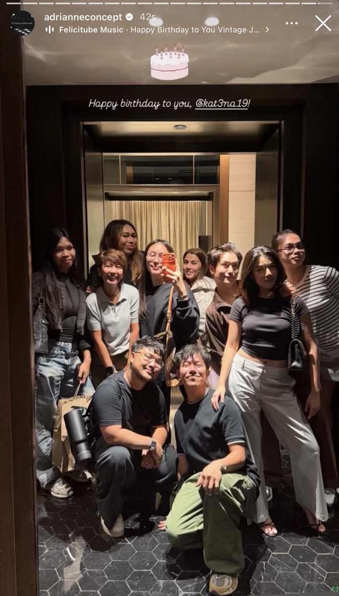 A_itsme__'s tweet photo. Early birthday celeb for Tita Kat’s birthday tomorrow. Happy birthday, Tita Kat!
Also, ang sexy naman ng Belley namin! ✨ https://t.co/G6wBDxp6JR