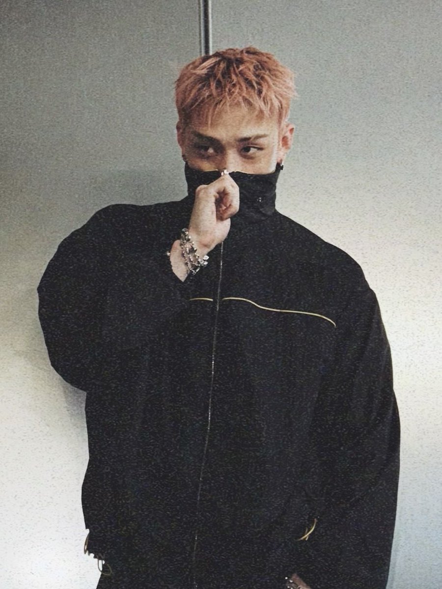 rachaflex's tweet photo. chan would be perfect for a jjk live action https://t.co/crokVVX3P7