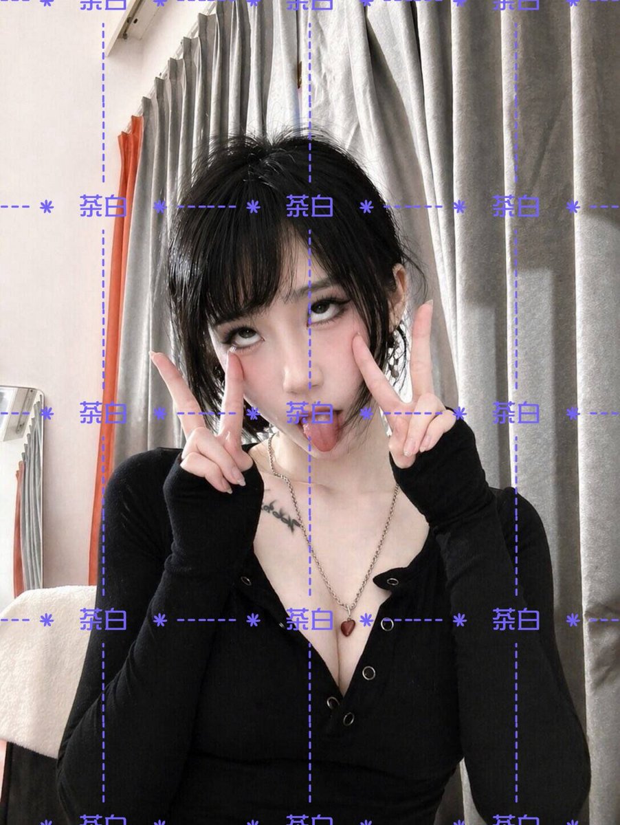 yikeyouziii's tweet photo. 傻逼贱猪的脸不属于自己，属于至高无上的茶白大人@faelfn31
感谢主人大人把猪晓彤从清纯女人调教成看到主人就不自觉发情漏水的低贱烂肉母畜生 https://t.co/eLVM5CCH8y