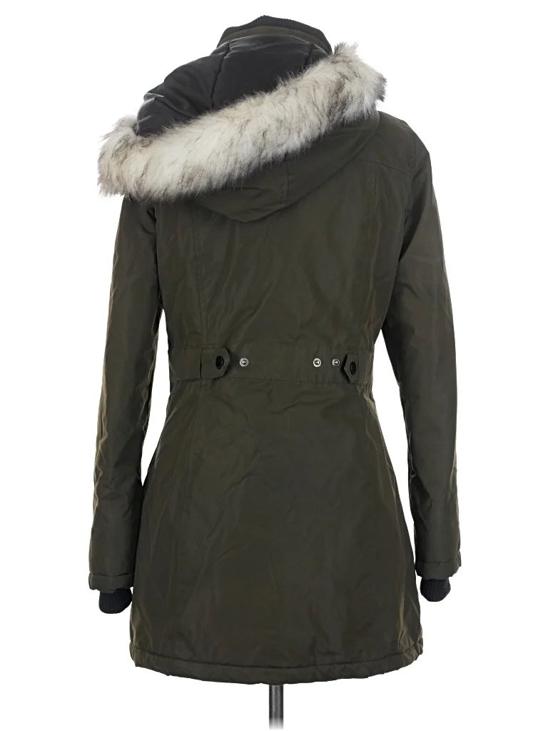 underscorestyle's tweet photo. underscores wearing HFX’s Madison Olive Parka With a Faux Fur Hood ❤︎
Can be seen with this parka in her DTW MV! 

unavailable on official site links will be to listings available
✱ Proceed to check out。。。
               『 𝄃𝄃𝄂𝄂𝄀𝄁𝄃𝄂𝄂𝄃 』https://t.co/3bTOqULl7V https://t.co/ahAa6e7Feb