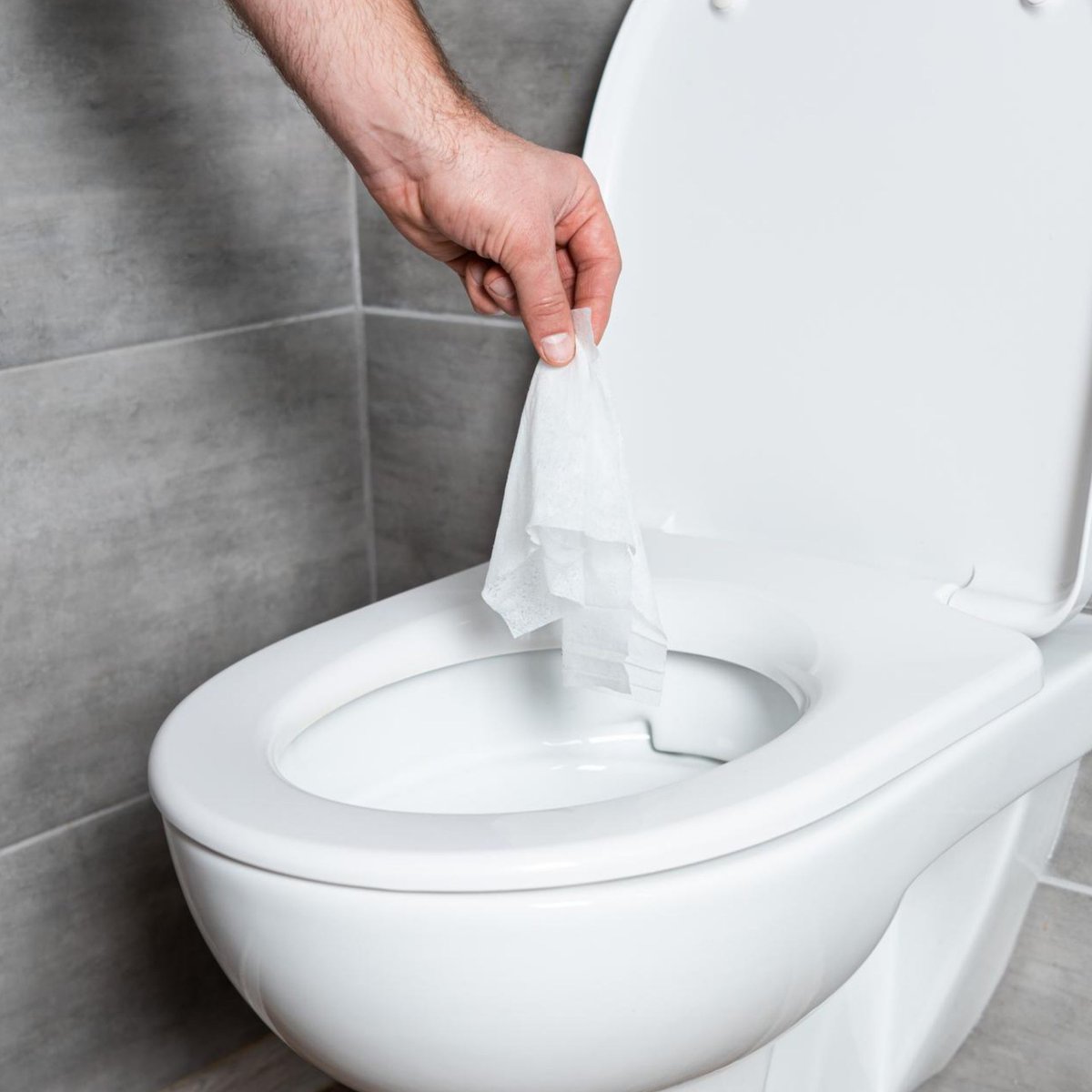 ExpertRooterSF's tweet photo. 🚽 Not Everything Belongs in the Toilet!

Flushing the wrong items can lead to stubborn clogs, backups and expensive plumbing problems.

❌ Flushable wipes
❌ Paper towels
❌ Baby wipes
❌ Sanitary pads
❌ Cotton swabs
❌ Grease &amp; cooking oils
❌ Dental floss https://t.co/fFI4WsfNH7