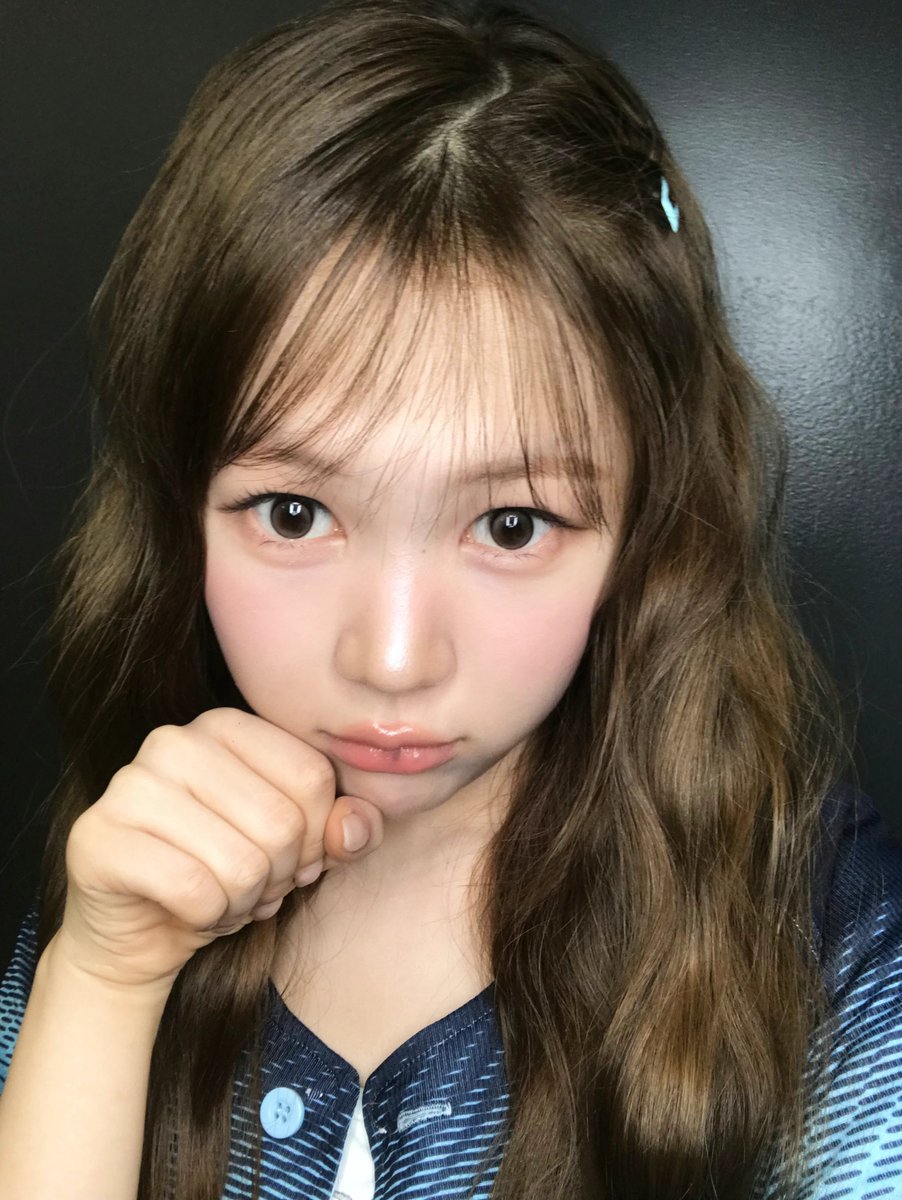 na_on10's tweet photo. 미친거야 김예온?!! (P) #예온 https://t.co/bOP8olfxjd
