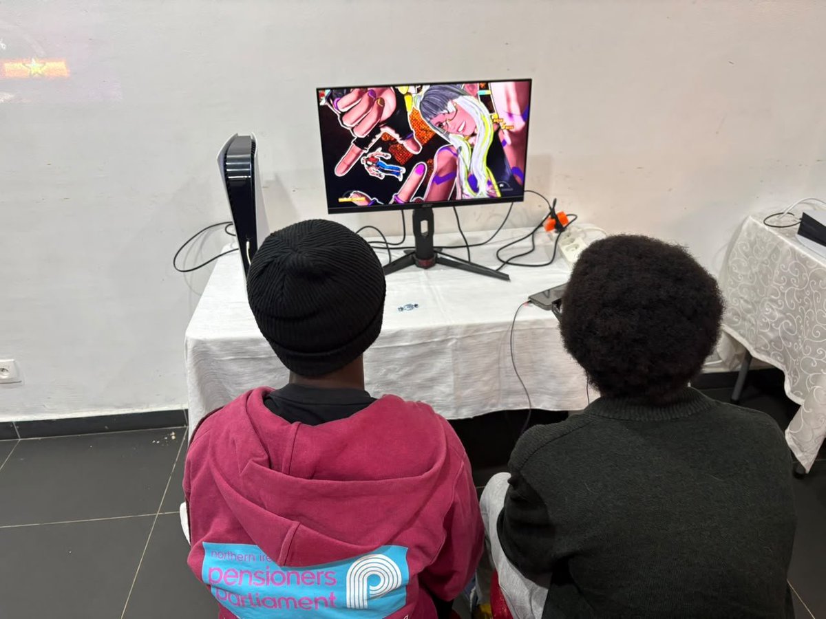 addictive225's tweet photo. Nous avons passé un très bon moment en Compagnie de la communauté #FATALFURY225 qui a répondue présente au à notre premier EFC Series 🔥
Félicitations à Token 🥇pour son 1er tournoi remporté. 
Et merci aux gamers qui ont répondu présents à notre session freeplay Marcel Tokon 🔥 https://t.co/9vjEweG6XK