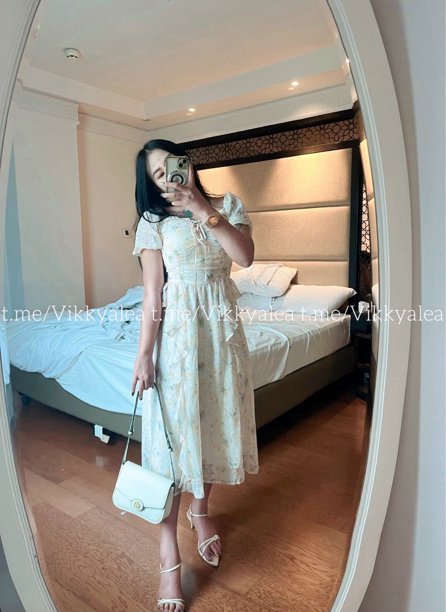 greatfullvikky's tweet photo. Salah satu alesan yg aku suka saat Exclude adalah bisa OOTD an tp tetep harus Sopan 🫶🏻 https://t.co/muY7h7lvEd