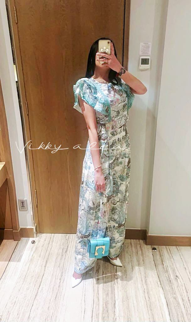 greatfullvikky's tweet photo. Salah satu alesan yg aku suka saat Exclude adalah bisa OOTD an tp tetep harus Sopan 🫶🏻 https://t.co/muY7h7lvEd