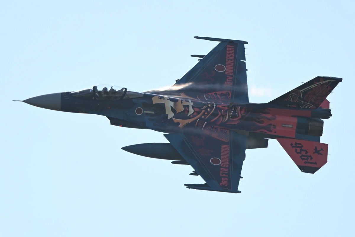 kenken__0715's tweet photo. 2026.08.18 RJAH
3SQ 70th Anniversary  scheme

公式から完成が発表されて即日飛ぶとは思いませんでした。

お盆明け初日から飛んでくれたことに感謝
次回は順光の背中を拝みたいですね。 https://t.co/PyBrZBlpnz
