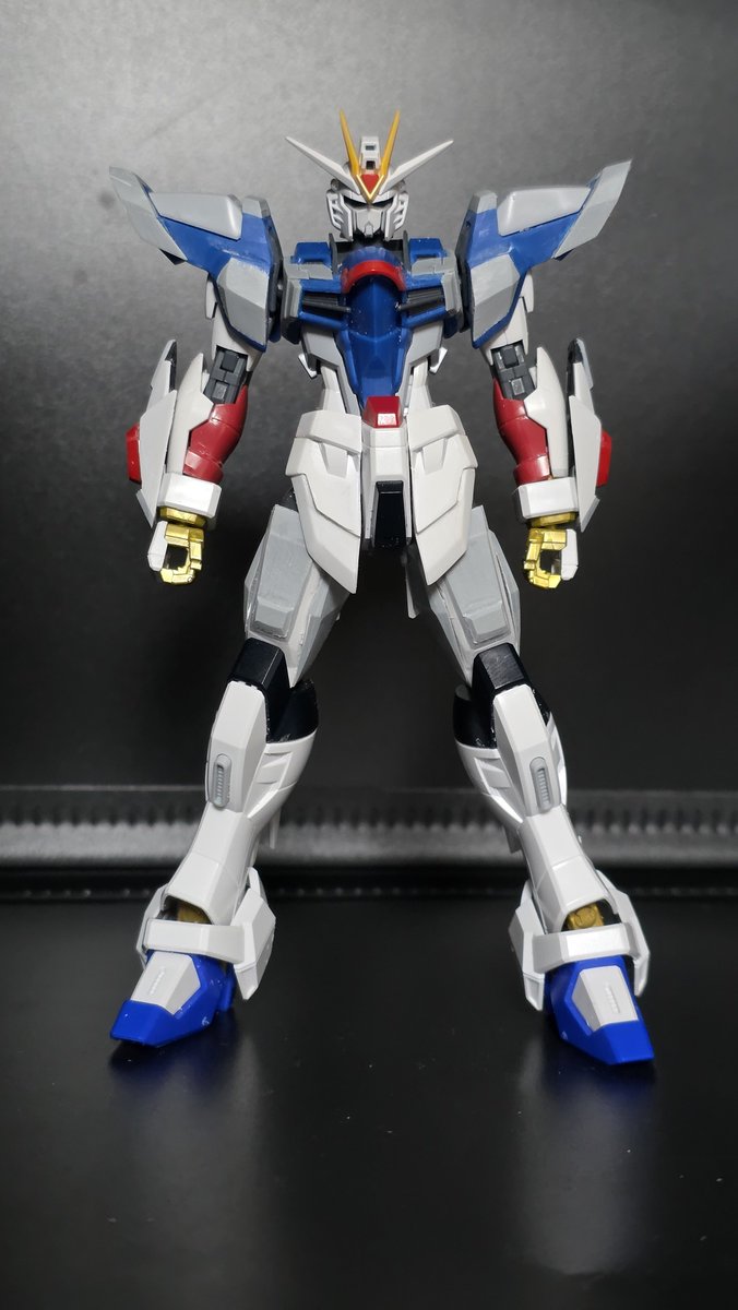 masa_Gunpla's tweet photo. HG マイティーストライクフリーダム  進捗
太腿をいじってます
マッシブな感じにしたくて試行錯誤してます
鳥足になるように膝を加工してます
 #ガンプラ  #ガンプラ改造  #ガンプラは自由だ  #ミキシング https://t.co/js9Xg3Qrk2