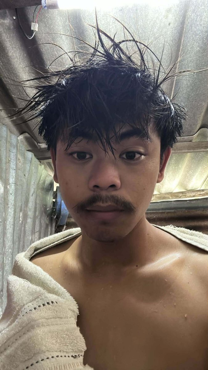 2m9a1's tweet photo. เงี้ยนนน #พัทยาใต้ #พัทยากลาง #พัทยาเหนือ https://t.co/QHitkFPZrB