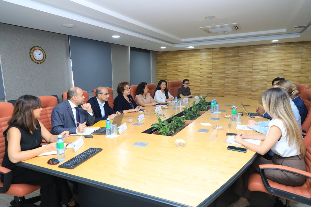 stateexamcenter's tweet photo. QuadraBay və Milli Təhsil Şəbəkəsinin (National Education Network – NEN) nümayəndələri ilə görüş keçirilib.

https://t.co/w0guZkkmxr https://t.co/7dP23OiB9J