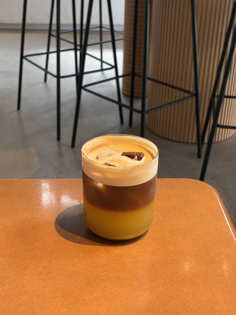 o_ootd_x's tweet photo. 三茶で大好きなSAMAA_

ベーグルもコーヒーも最高に美味しくて、通ってる。インドネシアで主流の栄養ドリンクジャムウを使ったエスプレッソトニックがクセになる味でおすすめ。ハンドドリップもとっても美味しいのでまた行きます☕️ https://t.co/ZVXCHK9PPA