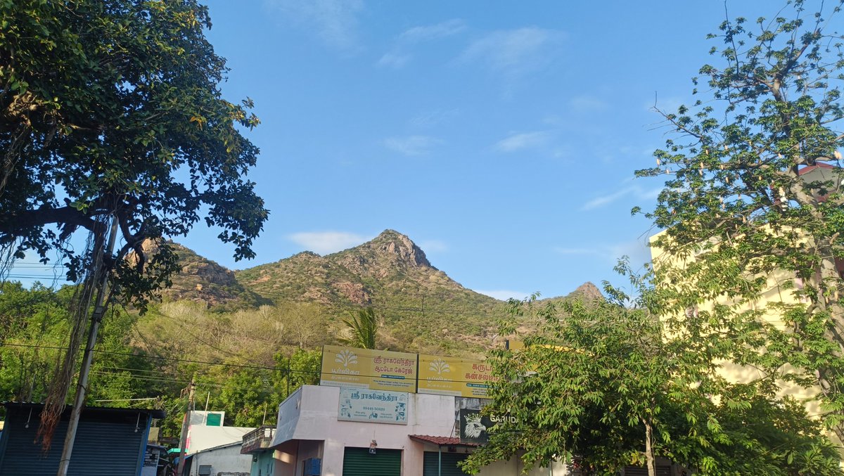 777Chenna's tweet photo. ఓం నమః శివాయ 
ఓం అరుణాచల శివ 🕉️ https://t.co/HjBi3iIdBf