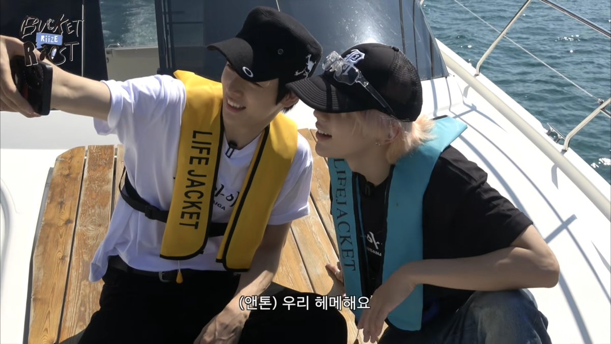 tarophilia's tweet photo. S2ep2도 필요하다 https://t.co/yhSBM6hkNp