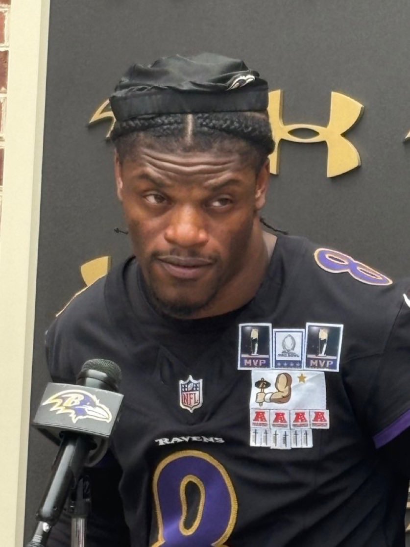 ItsJust__E's tweet photo. Dumb ass take, per usual. 

“I hold Lamar to a higher standard than Ravens fans do.”

Most Ravens fans witnessed both Trent Dilfer & Joe Flacco win Super Bowls so they’re smart enough to understand the very simple idea that football is a TEAM SPORT. 

Lamar being awesome doesn’t mean 💩 if his defense hasn’t forced a post season turnover since Biden was president. 

Unlike your favorite QB, Lamar (& Allen to a degree) has needed to play perfect in order to reach a SB which is an unrealistic ask of any QB. 

You, are simply a member of that weirdo community among Eagles fans who just can’t be satisfied with winning a SB unless your QB is also included in pointless top 5 conversations, so you sit in your car everyday making goofy videos hating on the elite QBs  of the game. 

This will never not be peak lame behavior.