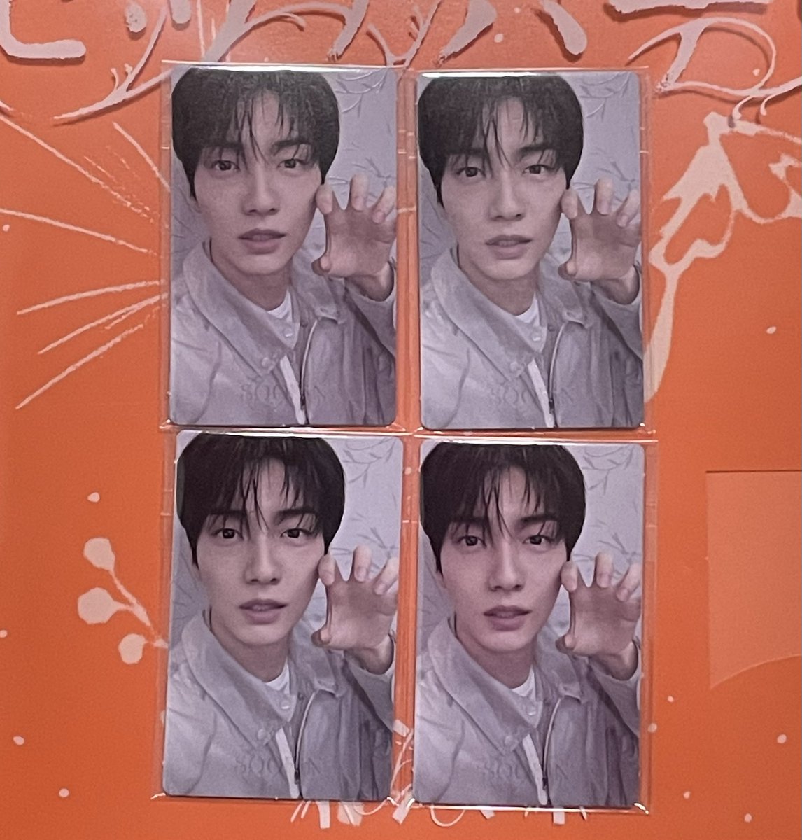azuu7u's tweet photo. セツナハナビ　TXTトレカ　TXT交換
Weverse 特典

譲】Weverse 特典　在庫4
求】画像2、3💖
　　買取り

Weverse 特典はセットでもバラでも可能です🙆‍♀️
8/19プレミアムライブ手渡しまたは郵送での交換希望です。
#TXT交換　#TXTトレカ https://t.co/XTxRDdhG7D