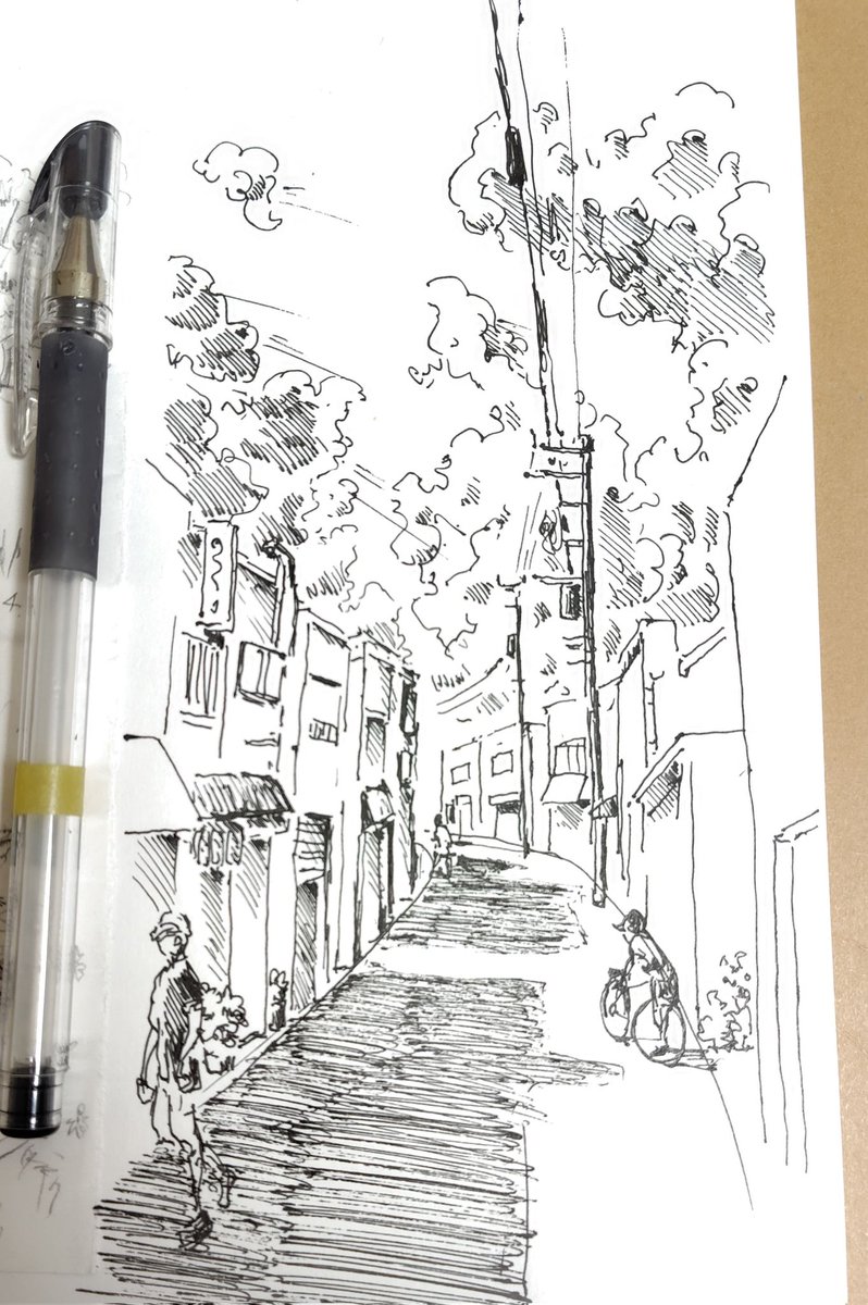 gaozoo's tweet photo. 夏雲を描きたかったんだ… 

#スケッチ #ペン画 #路地 #pen #sketch https://t.co/tVsvIQCm3s