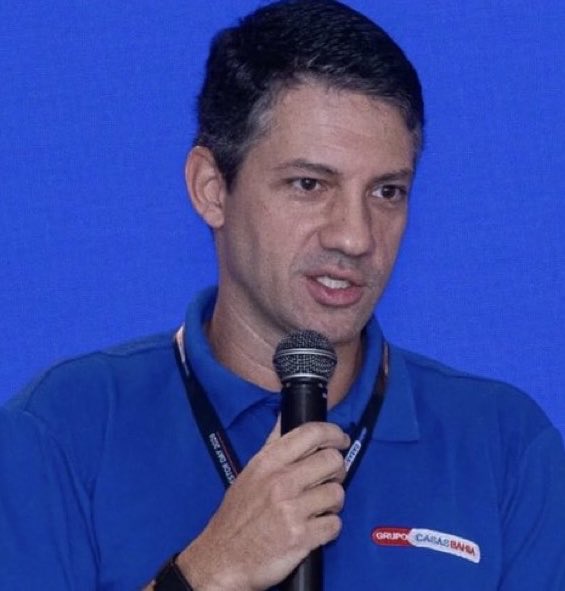 NewsLiberdade's tweet photo. 🚨AGORA - CEO da Casas Bahia diz que
"2027 será pior que 2026" https://t.co/PIpm89mgq7