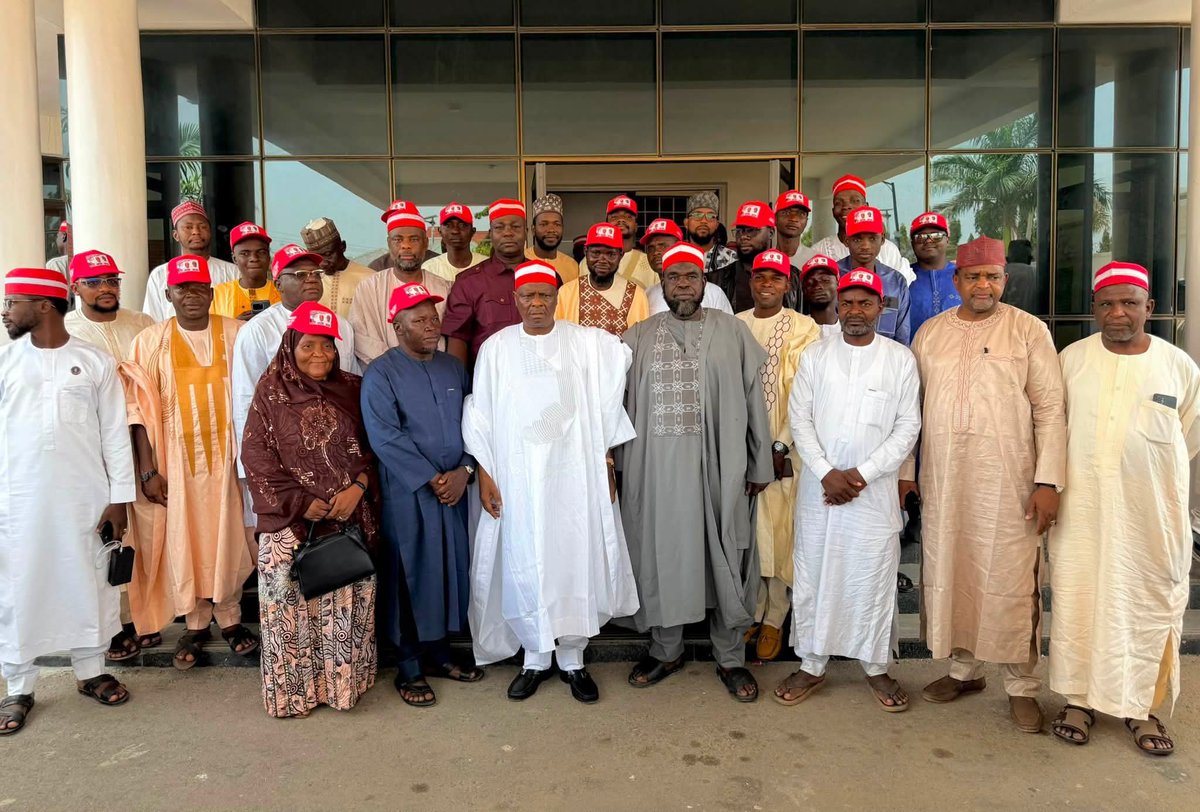 ameermaidala's tweet photo. The NDC Vice Presidential Candidate, His Excellency, Sen. @KwankwasoRM , PhD, FNSE, today, Tuesday (18 August, 2026) received the NDC leadership from Bauchi State at his residence in Kano for a strategic engagement. https://t.co/Oj3ABixJ47
