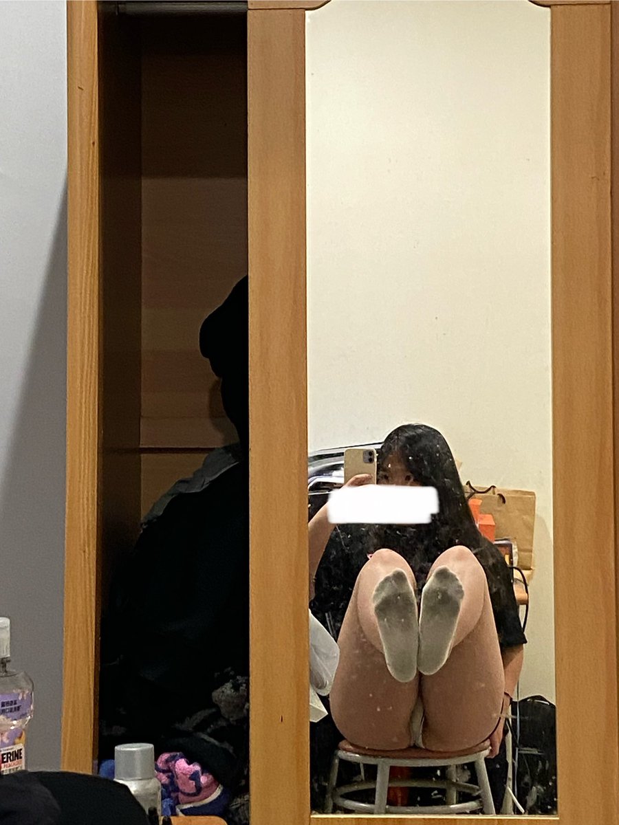 Yting333552's tweet photo. 夏天臭到暈⋯每天還在跑步
#原味襪子 
#原味賣家 https://t.co/8V8ITcaMlK