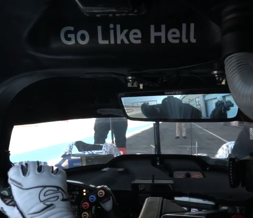 NotFifthGear's tweet photo. Yeah I love this so much. Ford knew exactly what they're doing. https://t.co/TxKb31kt7L