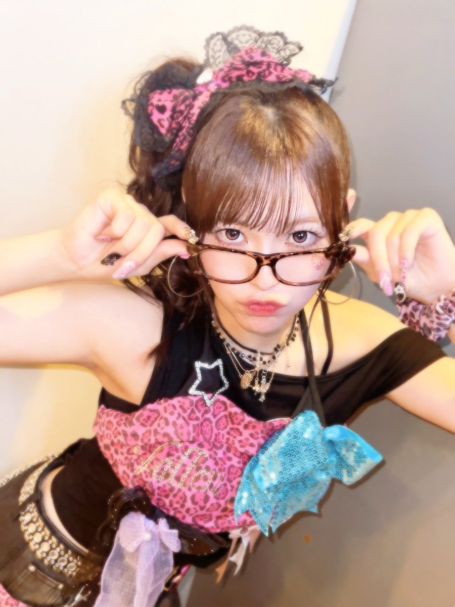 nico2525810's tweet photo. OCHA NORMAの筒井澪心ちゃんが平成ギャルになったので盛大にバズらせませんか⁉️ https://t.co/50jmuRqMe0
