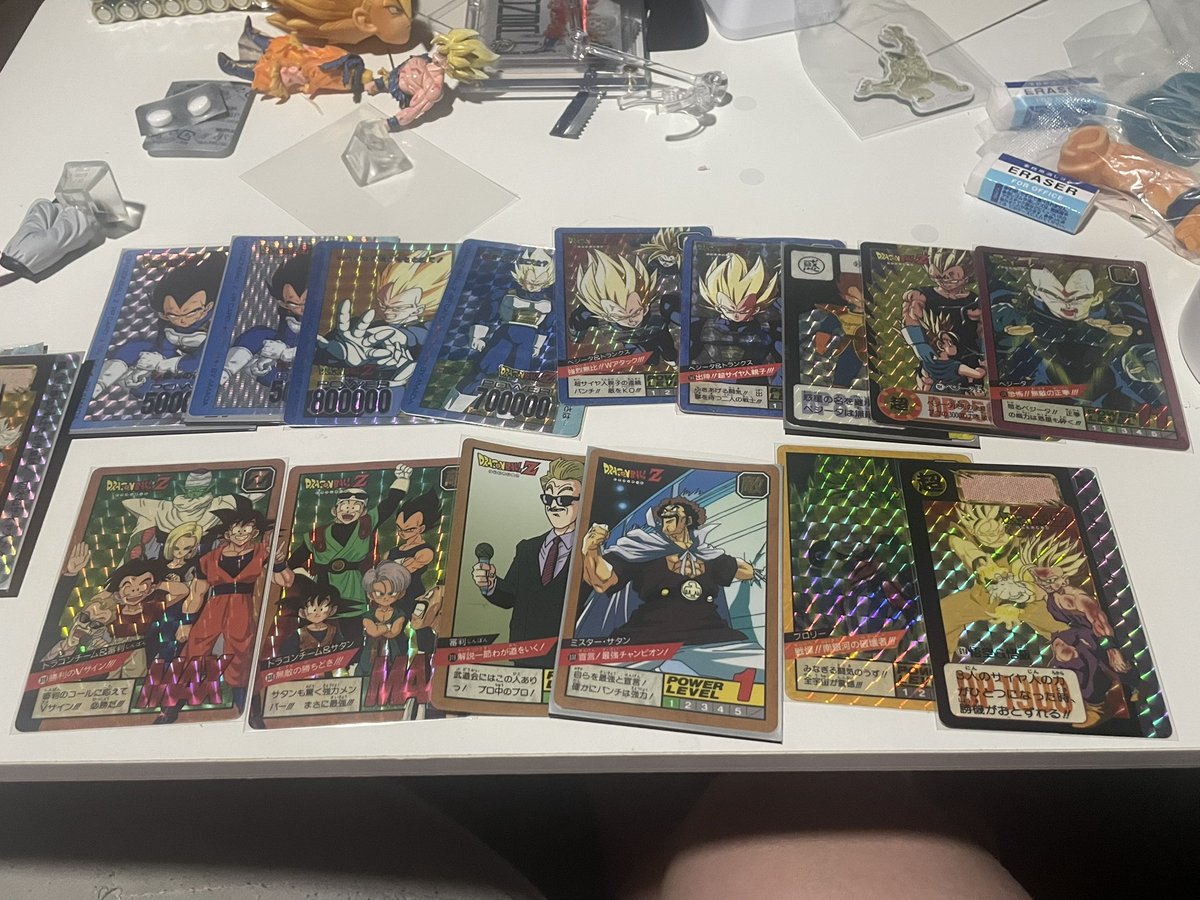 vegetadaiya's tweet photo. 昨日買ったカードダス開けたらドラゴンボールめっちゃ入ってたカードダス以外にもアマダとかも入ってた60枚近くあった https://t.co/XN05cusBvG