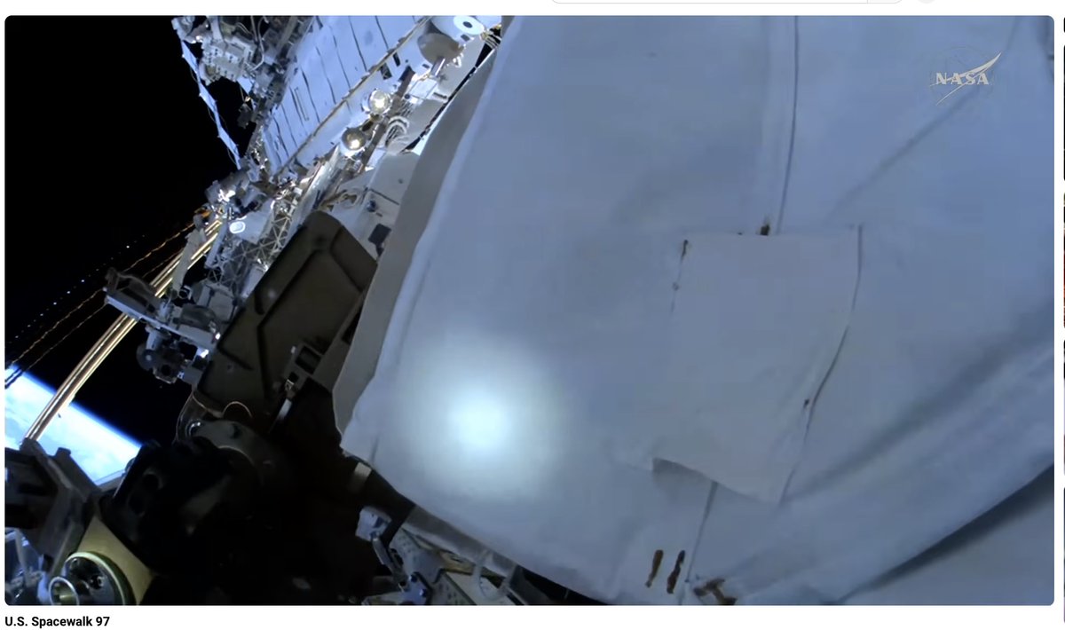Nain_Portekoi's tweet photo. Je regarde la sortie dans l'espace de Sophie Adenot et je suis EXTRÊMEMENT déçu.
Pas UN plan sur ses fesses...
Les islamo-gauchistes woke moches ont définitivement gagné... https://t.co/oMCxLFOC5w