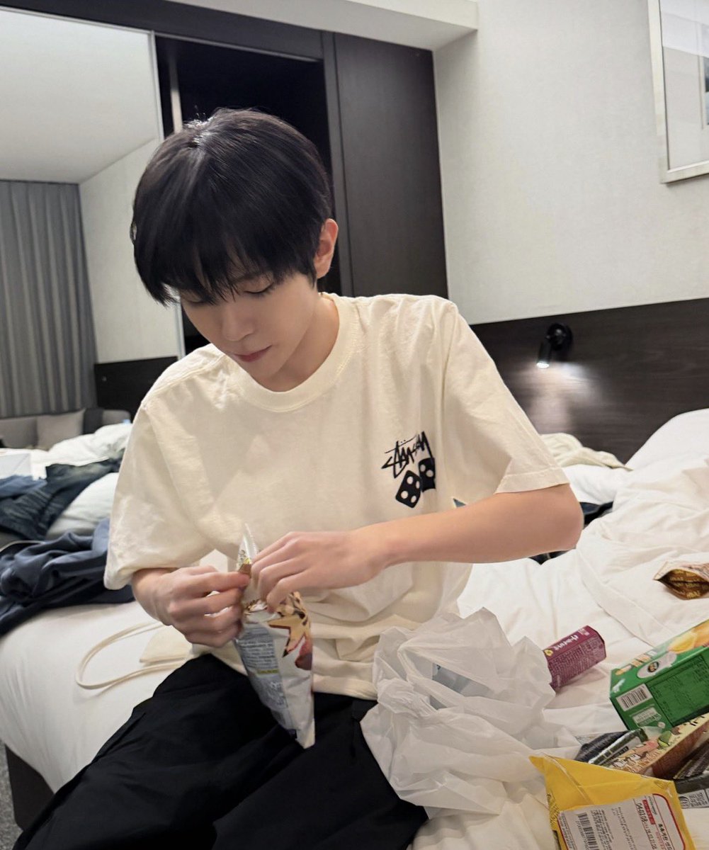 bnmv_04's tweet photo. 료 요즘 너무 남자라서 힘듦

#료 #RYO #リョウ
#엔시티위시 #NCTWSIH https://t.co/trmz0VvXRe