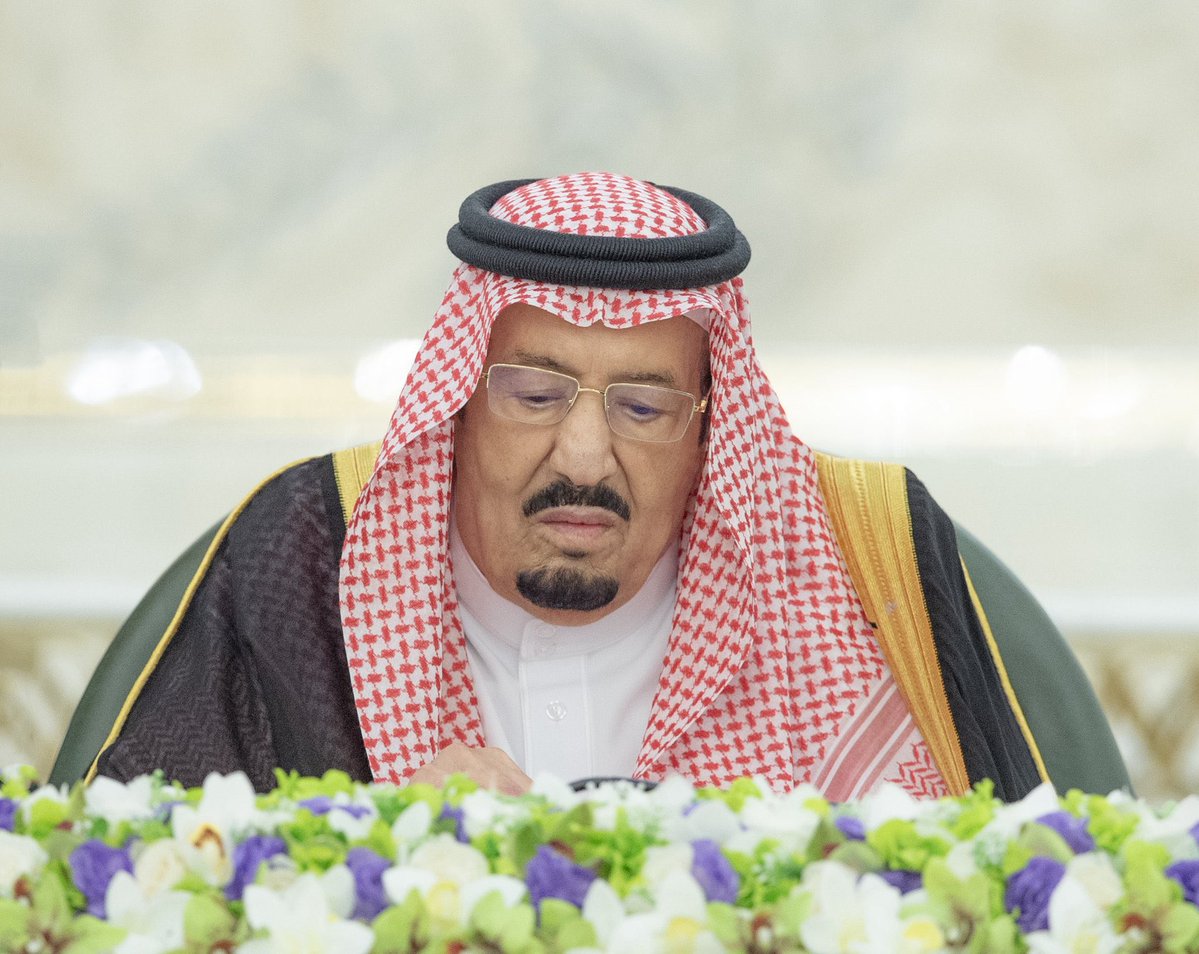 ubayah23's tweet photo. الله يحفظك ويطول بعمرك 🤍

#خادم_الحرمين_الشريفين 
#مجلس_الوزراء https://t.co/ggiWyk7GCV