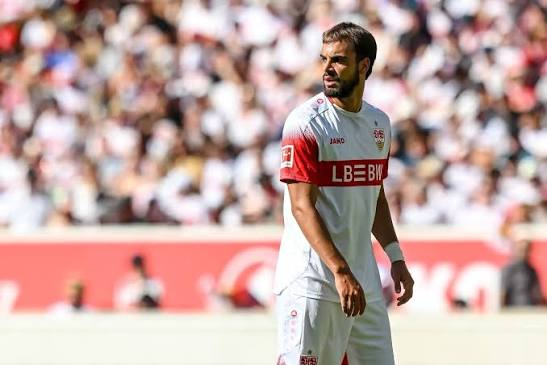 JacobsBen's tweet photo. 🚨 Udinese have made a hijack approach to sign Jovan Milosevic.

Braga have an €8m agreement in place with Stuttgart and terms on a five-year contract with the player.

Milosevic was due in Portugal today to formalise the move. Udinese have now matched the offer. https://t.co/jSaBIY7wVF