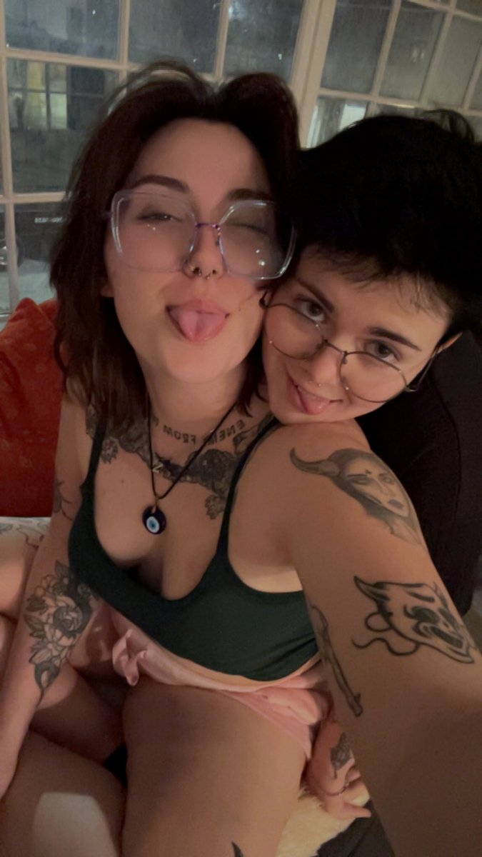 sum1sedateme's tweet photo. This last 6 months has been insane😮‍💨💗 https://t.co/PC3NyyeeLy