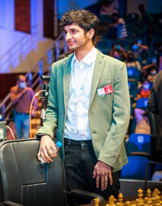 ONGC_'s tweet photo. A proud move. A defining moment. A national honour. ♟️🇮🇳
#PrideOfONGC Grandmaster Shri Vidit Santosh Gujarathi has been selected for the prestigious #ArjunaAward for Outstanding Performance in Sports and Games 2025 in Chess.
From conquering the @FIDE_chess Grand Swiss 2023 and securing his place in the 2024 Candidates Tournament, to being part of India’s historic Gold-winning team at the 45th Chess Olympiad in Budapest, @viditchess has consistently made India proud on the global chessboard.
His journey reflects far more than sporting excellence; it embodies discipline, resilience, leadership and the relentless pursuit of excellence.
For #ONGC, this national recognition is especially proud: one of our own, among India’s finest.
Congratulations, Vidit! May you continue to make every move count, inspire a generation and keep the Tricolour flying high on the world stage.
#EnergyNowAndNext #YouAreEnergy
@PetroleumMin | @HardeepSPuri | @OfficeofHSP | @TheSureshGopi | @Secretary_MoPNG | @neerajmittalias
