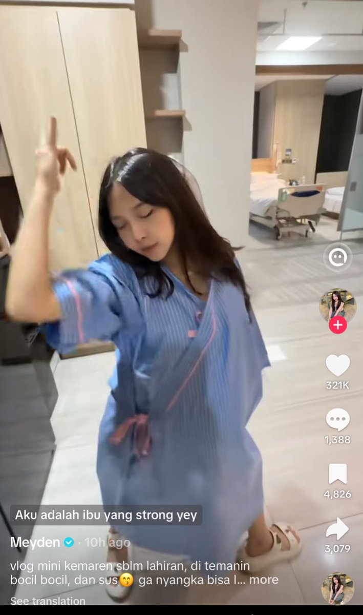 insidefolkative's tweet photo. BTR Meyden baru aja bikin mini vlog detik-detik menjelang kelahiran anak pertamanya, tapi salfok sama kalimat dari Meyden: 

Meyden: 'loh orang tuanya mana kak" orang tuanya....tidak ada
Suami: aku..aku
Meyden: ini orang tua nya nih
Suami: aku orang tuanya, suami, abang, bapak, paman, adek, semuanya, jadi satu

Meyden: jadi buat kata-kata 'seorang ibu juga butuh ibu'..tidak..aku adalah ibu yang strong..yeyyy