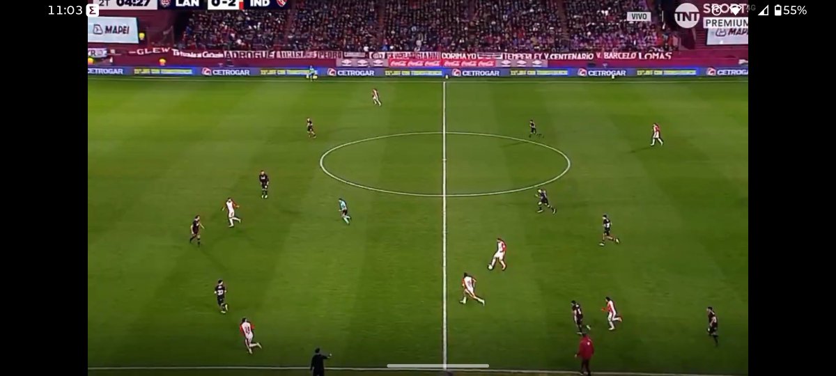 maci19ok's tweet photo. @Fernando__CAI Es un escándalo, hasta cuando el muerto de mierda este clavado en el medio... La gente que lo aplaude y defiende mira fútbol de espaldas o es de la empresa ???? https://t.co/ZlEEp4NoyQ