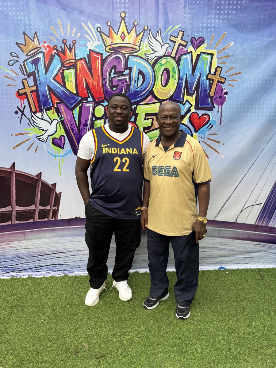 ajowhales_bobo's tweet photo. We were asked to come to church in our Jerseys. I had to show up wearing my personal GOAT's jersey @CaitlinClark22 of the @IndianaFever while ensuring Pops represented the undisputed league champions . https://t.co/NCItS9YxYO